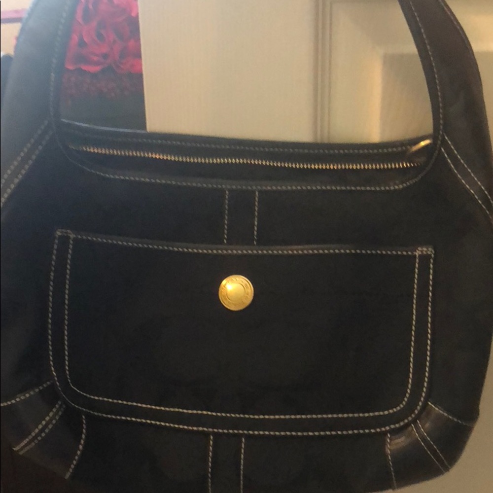 Authentic small Coach hobo bag great condition !!